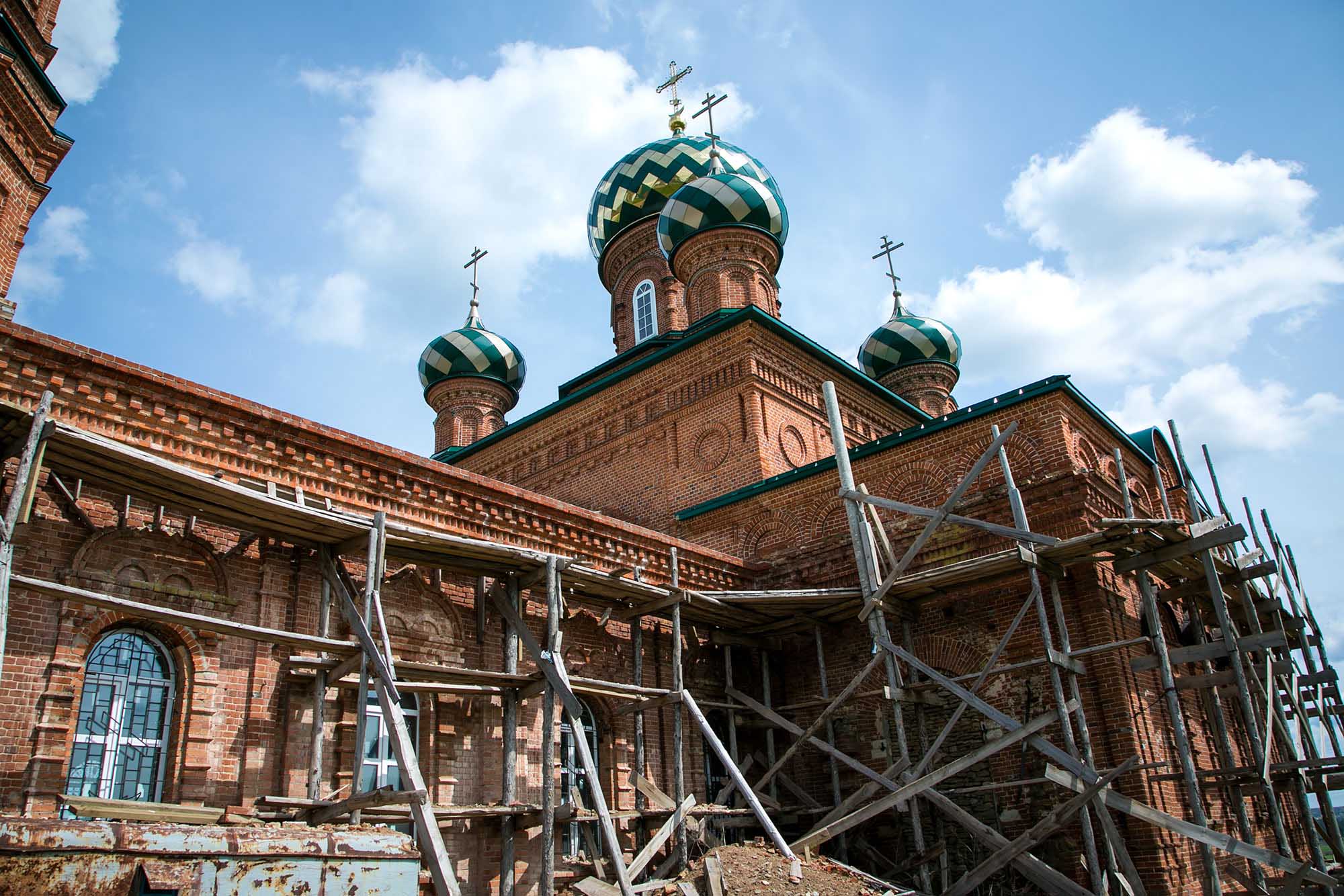 Под Воронежем в селе Хвощеватка восстанавливают старинный храм